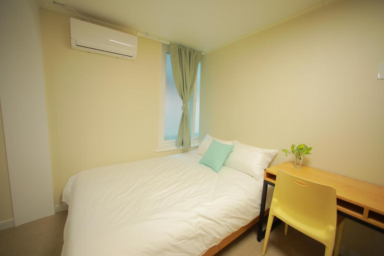 Slow Vibe Myeongdong Seoul Exterior photo